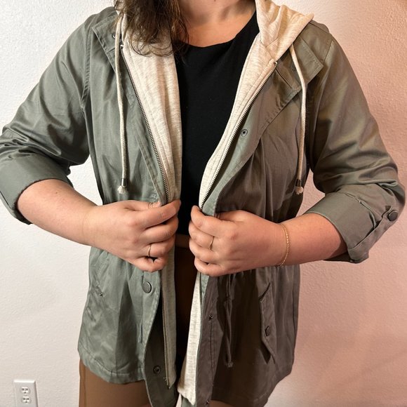Torrid Roll Tab Sleeve Drawstring Waist Hoodie Layer Sage Anorak Jacket Size 1X - Picture 2 of 6